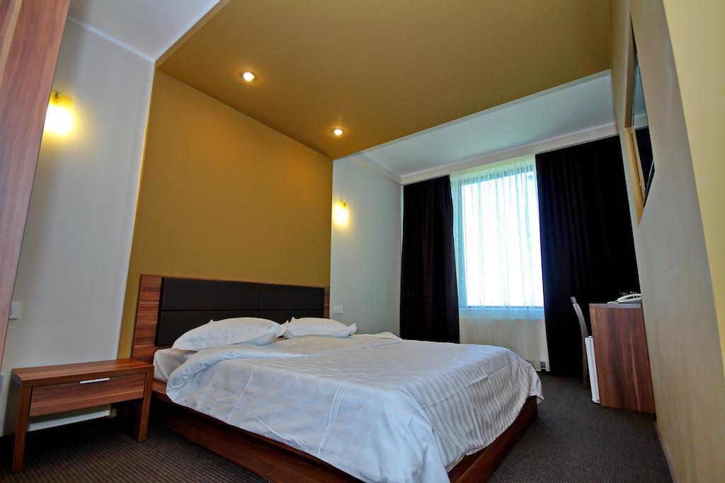 Hotel Eden Tulcea Zimmer foto